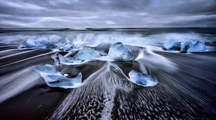 Niebieskie Diamenty - ISLANDIA