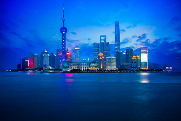 Obraz na płótnie Canvas China Shanghai city skyline at dusk, Shanghai China