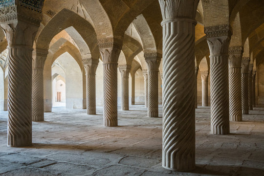 The 48 carved column prayer hall, Masjed-e Vakil (Regent's Mosque), Shiraz, Iran