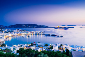 Beatiful twilight over Mykonos town, Mykonos island, Cyclades archipelago, Greece - obrazy, fototapety, plakaty