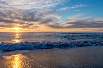 Fototapeta na wymiar Ocean sunrise