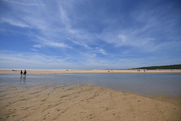 Fototapeta na wymiar Calm lagoon, Praia da Lagoa de Albufeira, Portugal