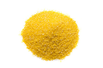 Polenta isoliert auf weiß