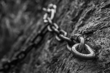 Obraz premium Chains at Salto Baiguate