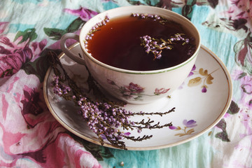 Black tea with flowers