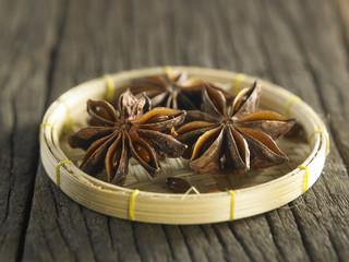 anise star