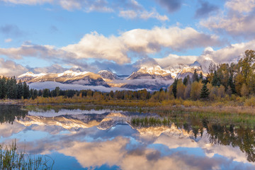 Fototapeta na wymiar Teton National Park Autumn Sunrise Reflection