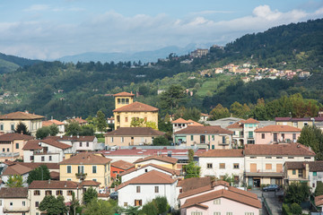Fototapeta na wymiar View over the town of Barga in Tuscany Italy