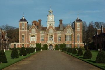 Fototapeta premium Old English manor house with driveway