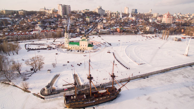 Admiralty Square and the monument to the first ship built in Russia in Voronezh at winter aerial view