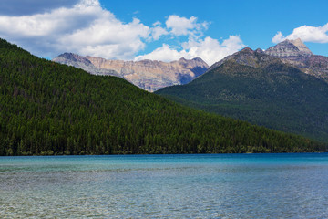 Fototapeta na wymiar Lake in Canada