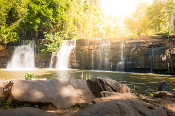 Fototapeta premium si dit waterfall in khao kho national park phetchabun,thailand