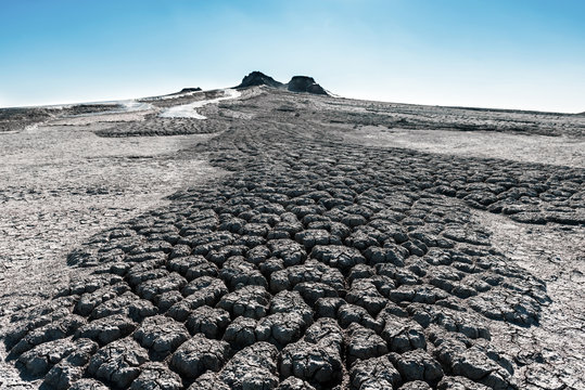 Mud volcano eructation