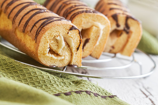 Roulade Billeder – Gennemse 28,299 stockfotos, vektorer og videoer ...