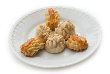 Pasta Reale, sicilian pastries with almond paste