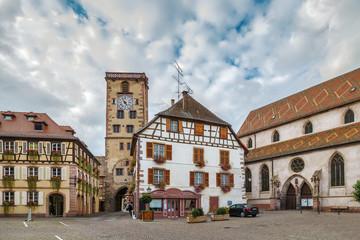 Fototapeta na wymiar Square in Ribeauville, Alsace, France