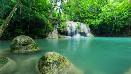 Foto op Plexiglas Beautiful and Breathtaking green waterfall, Erawan's waterfall © peangdao