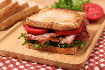 sandwich bacon