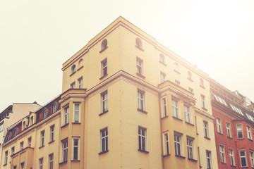 Fototapeta na wymiar apartment buildings in sunlight at berlin