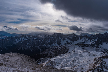 Blick vom Peitlerkofel auf Dolomiten