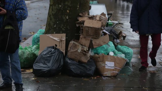 Litter on the streets of London