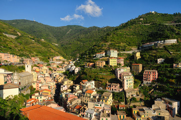 Fototapeta premium Riomaggiore, famoso paese della Liguria, italia