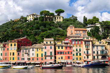 Fototapeta na wymiar Portofino, famoso paese della Liguria, Italia