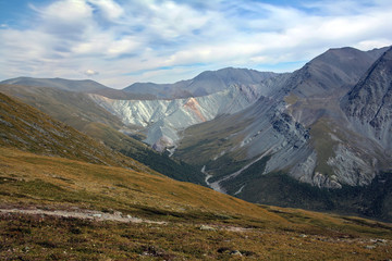 Fototapeta premium View from the highland pass Karaturek to the Altai Mountains with snowcaps 