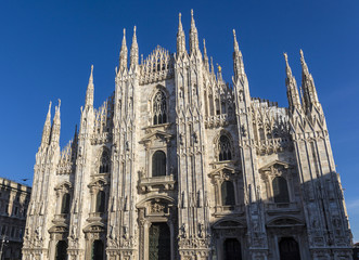 Fototapeta premium Milan Duomo under blue sky