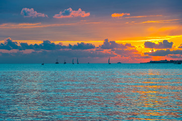 Naklejka premium Sunset in Gelendzhik. _ Закат в Геленджике.
