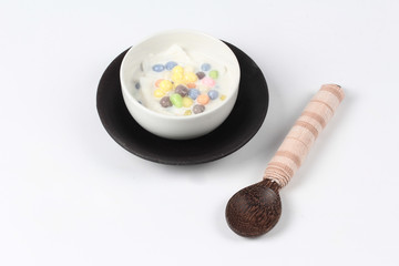 Colorful dumplings in coconut cream, Bua Loi Khai Waan.