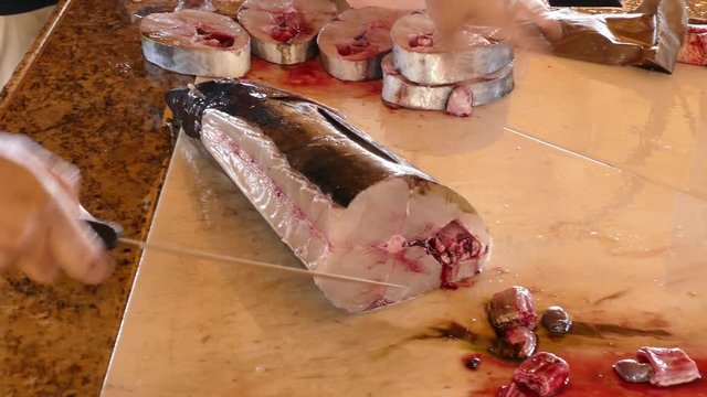 This video is about wahoo cleaning