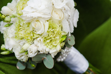 big wedding bouquet