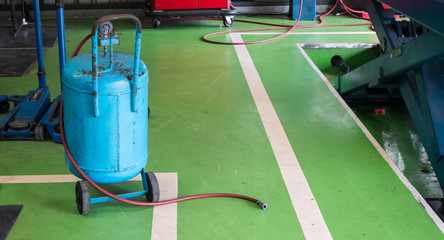 Air tank for put air to tire