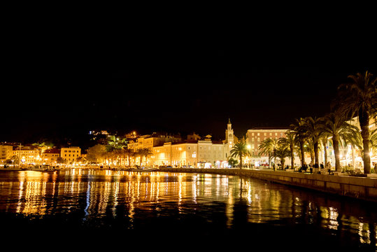 スプリットの港風景