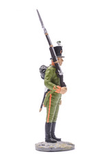 Fototapeta premium tin soldier Soldier of the 6th Chasseurs, 1805-1808 Isolated on