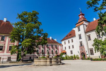 Fototapeta na wymiar Trebon Castle And Fountain- Trebon, Czech Republic