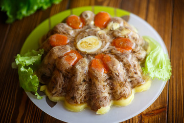 jellied meat with vegetables