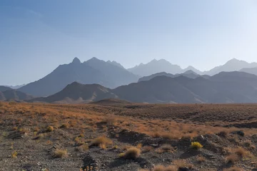 Sierkussen Steenwoestijn en berglandschap in Iran © zephyr_p
