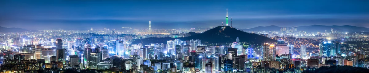  Skyline-panorama van Seoul & 39 s nachts © eyetronic