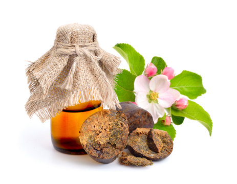 Propolis or bee glue with tincture.