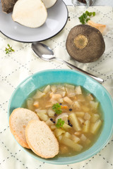 Schwarzer- Rettich- Suppe