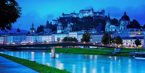 Fototapeta na wymiar Salzburg in dusk