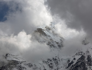 Himalayan peaks in bad weather (view from the Chhukhung valley) - Everest region, Nepal