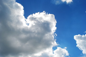 Obraz premium Pogodne niebo i chmury