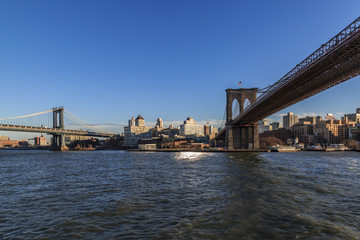 Fototapeta na wymiar Manhattan and brooklyn bridges.