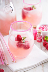 Red raspberry lemonade