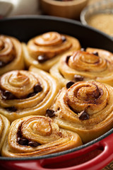 Cinnamon buns with chocolate