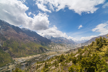 Fototapeta na wymiar Beautiful mountain landscape on Annapurna circuit trek in Himalayas, Nepal