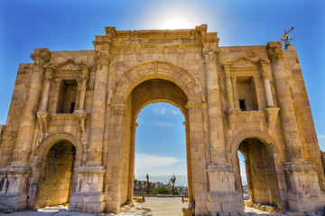Obraz na płótnie Canvas Hadrian's Arch Gate Sun Ancient Roman City Jerash Jordan